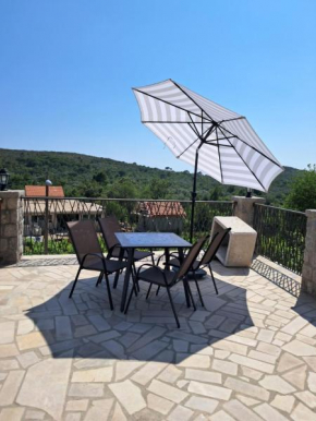 Apartments Lav Lustica